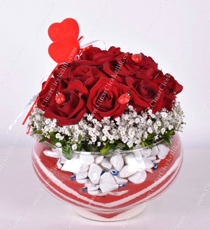 Aşkın Ateşi' 11 Adet Kırmızı Gül Aranjmanı C-GL10