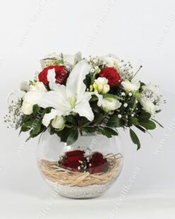 Büyülü Rüya' Kırmızı Gül Ve Lilyum Çiçekleri