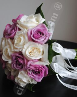 Beyaz Gül Lila Gül Gelin Buketleri