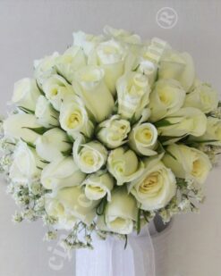 Magnum Beyaz Gül Gelin Buketleri