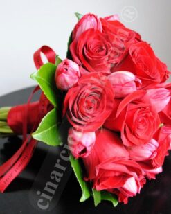 Kırmızı Lale Gül Gelin Buketi