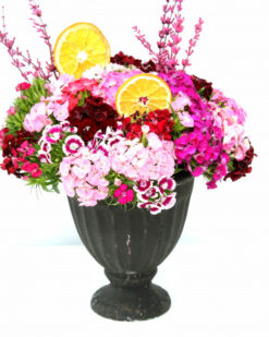 Karışık Mevsim Çiçekleri Kadeh Vazoda