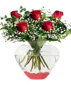 "Kalbim Seninle'' Kalp Vazoda 5 Kırmızı Gül