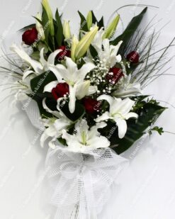 Beyazın Büyüsü Lilyum Gül Buketi C-BUK146