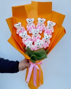 Pembe Etekli Ayıcık Buketi - 9 Adet