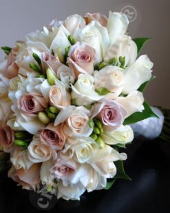 Beyaz Pembe Somon Gelin Buketleri