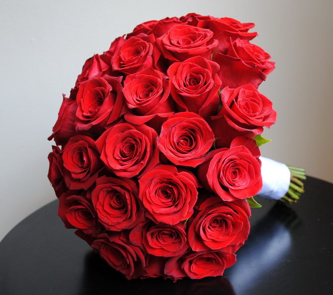 Kırmızı Gül Gelin Buketi Yuvarlak - Görsel 2