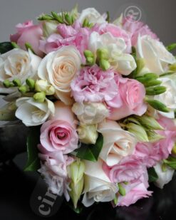 Pembelim Somon Gül Lisyantus Gelin Buketleri