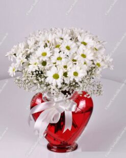 'Aynı Gün Hızlı Teslimat'' Sevgi Sihri Kalp Vazoda Papatya