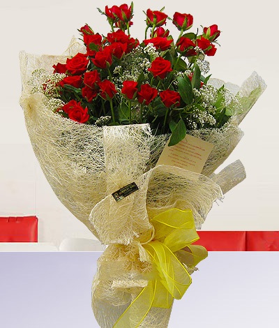 Güzel Gülüme Kırmızı Gül Buketi C-BUK122 - Görsel 2